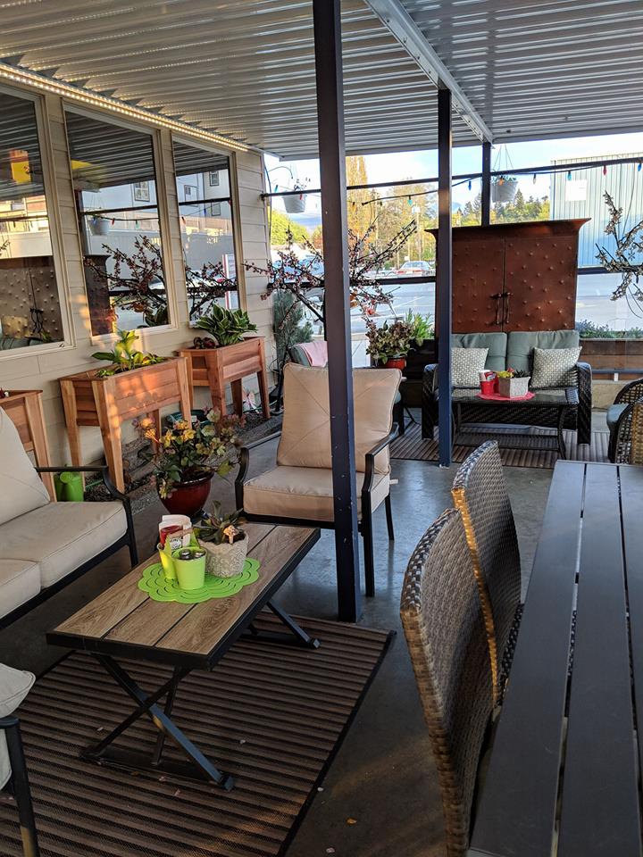 Blue Marlin Inn | 5022 Johnston Rd, Port Alberni, BC V9Y 5L7, Canada | Phone: (778) 421-3022