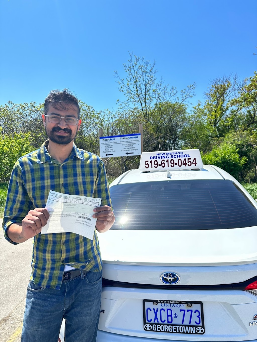 Driving Instructor (Mohit B) | Applerock Ave, London, ON N6G 0X6, Canada | Phone: (519) 619-0454