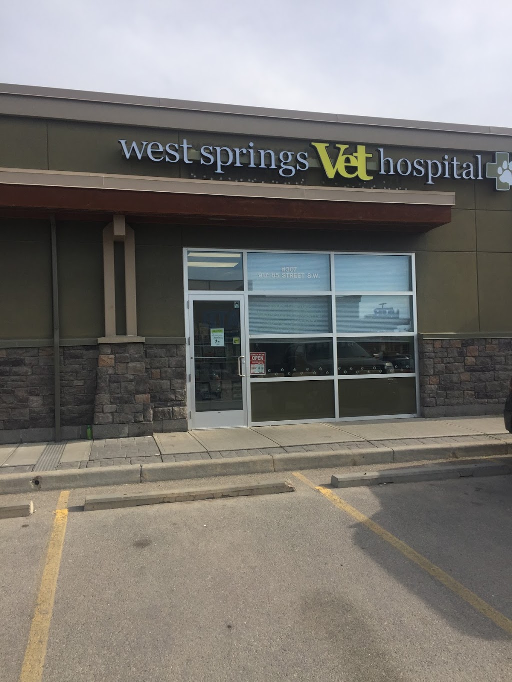 West Springs Veterinary Hospital | 917 85 St SW, Calgary, AB T3H 5Z9, Canada | Phone: (403) 249-7387