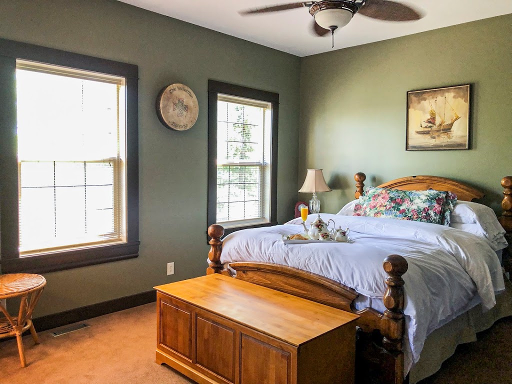 Wolf Creek Bed & Breakfast | 262030, Township Rd 422, AB T4J 1R3, Canada | Phone: (403) 357-6686
