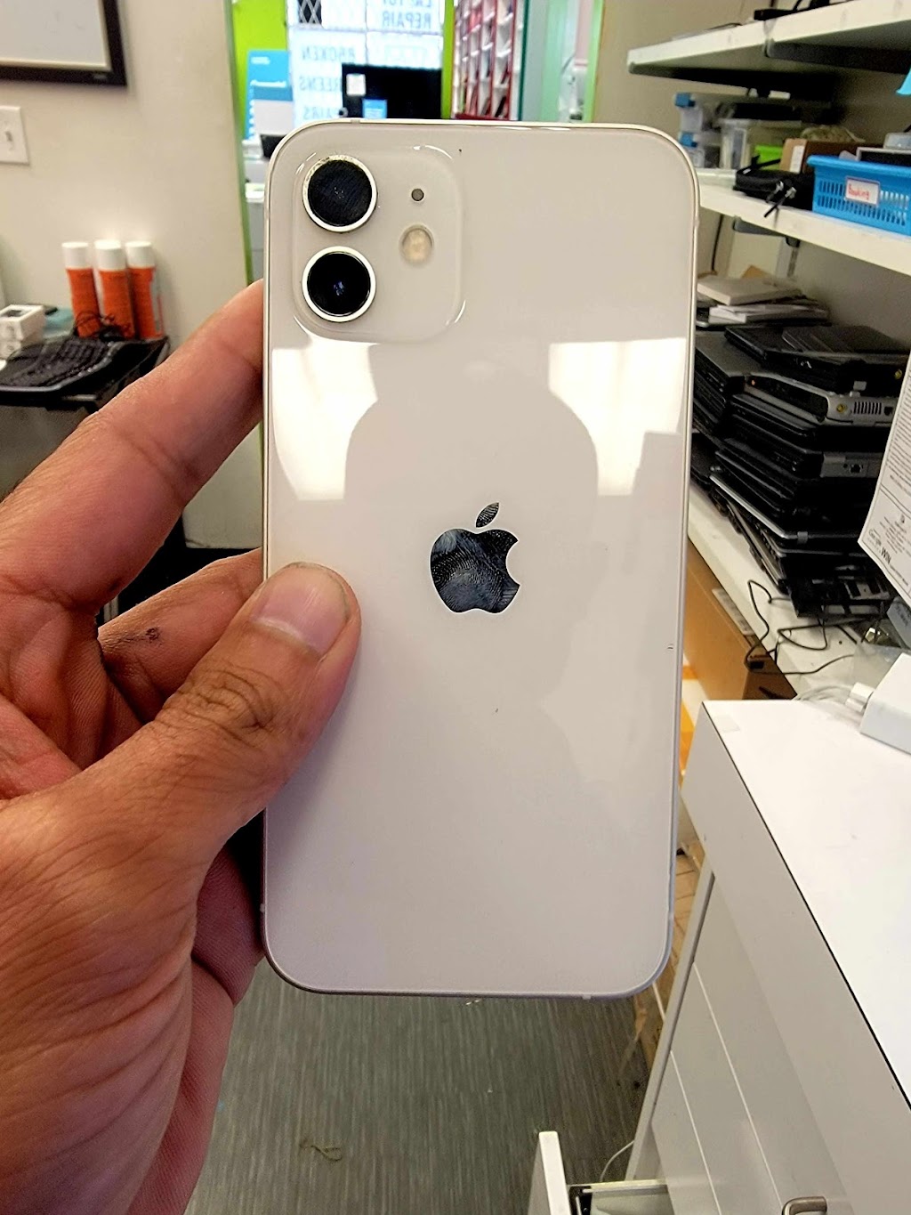 Mobile Market North East Repair | 4310 104 Ave NE Unit# 5130, Calgary, AB T3J 1W5, Canada | Phone: (403) 295-8993