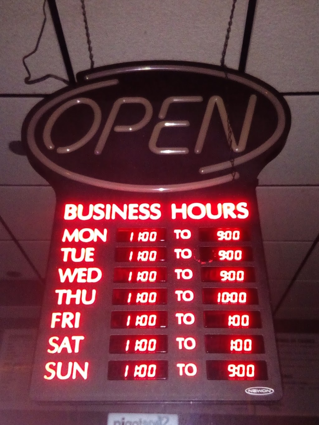 New Orleans Pizza | 234 Main St S, Mount Forest, ON N0G 2L2, Canada | Phone: (519) 323-4443