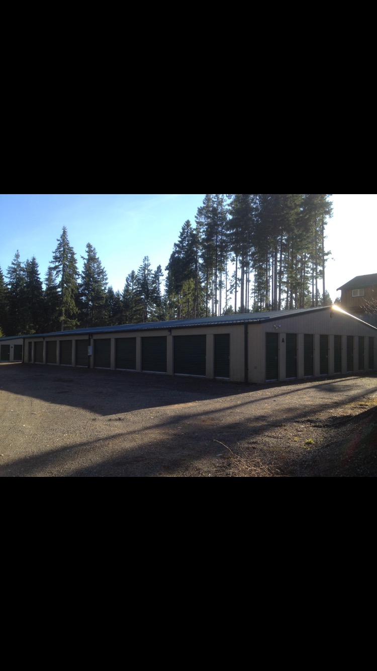 Hilltop Mini Storage | 1413 Krueger, Merville, BC V0R 2M0, Canada | Phone: (250) 337-5681