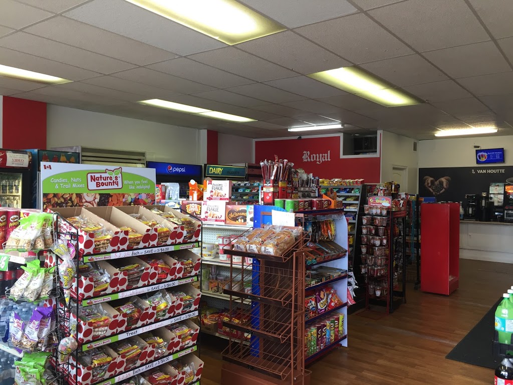 Royal Convenience Store | 4900 Dewdney Ave, Regina, SK S4T 1B8, Canada | Phone: (306) 585-8888