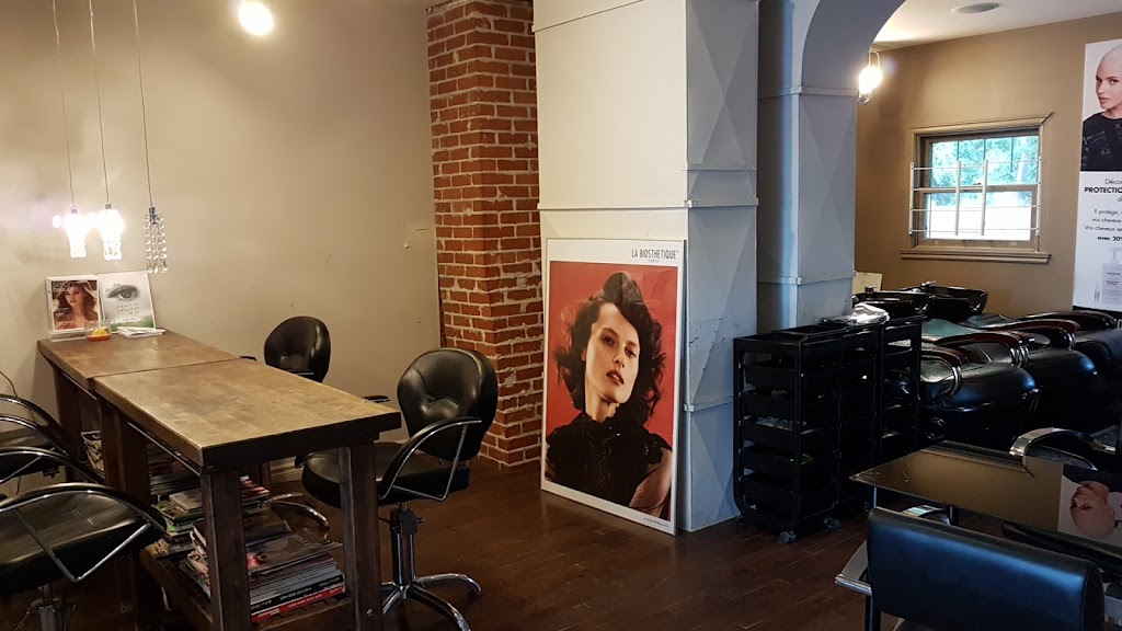 Salon M Toi | 95 Av. Donegani, Pointe-Claire, QC H9R 2W2, Canada | Phone: (514) 505-0789