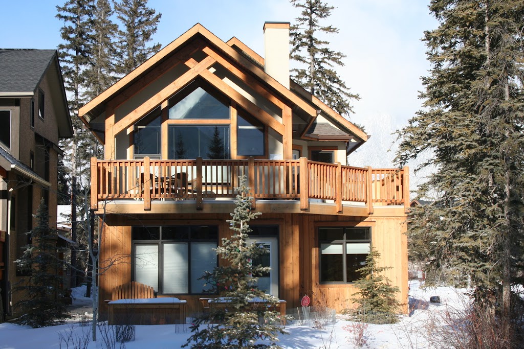Lakeside Building Co. | 77 Bond St W, Lindsay, ON K9V 3R5, Canada | Phone: (705) 308-7621