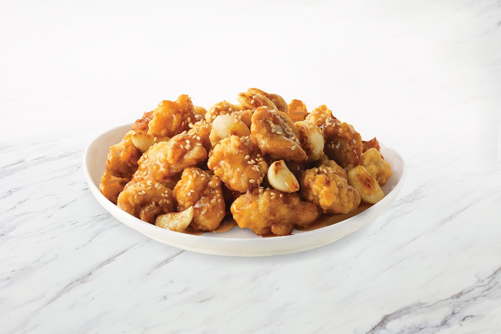 Manchu Wok | 1, Promenade Circle #F110 Promenade, Thornhill, ON L4J 4P8, Canada | Phone: (905) 731-1488