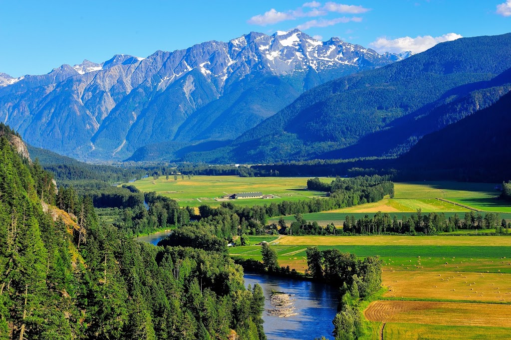 Lisa Hilton - Realtor - Pemberton, and Whistler BC | 105 Arbutus St, Pemberton, BC V0N 2L1, Canada | Phone: (604) 902-4589