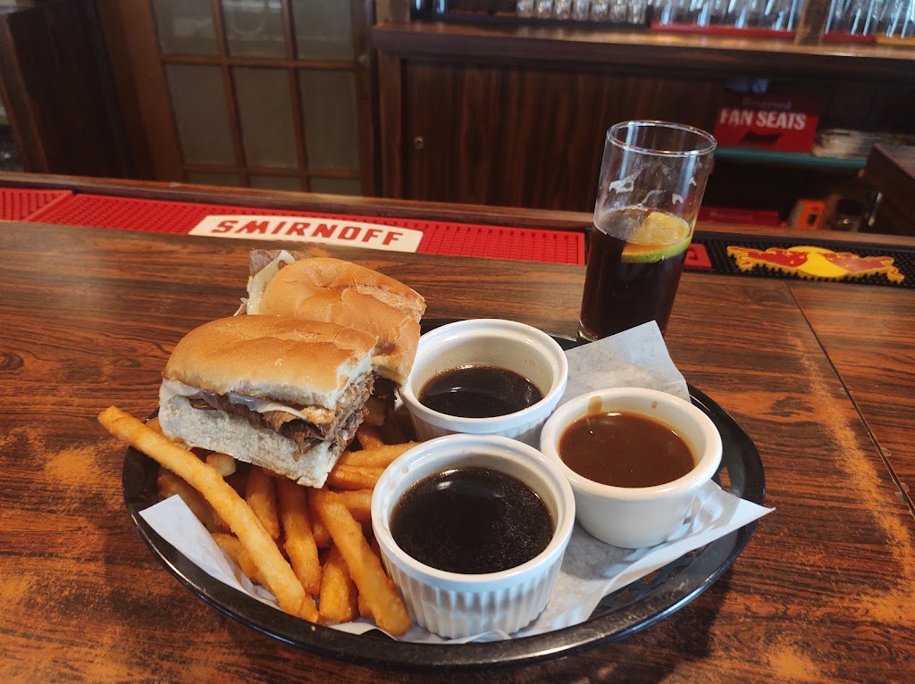 Reynolds Hotel | 1237 Main St, Lillooet, BC V0K 1V0, Canada | Phone: (250) 256-4202