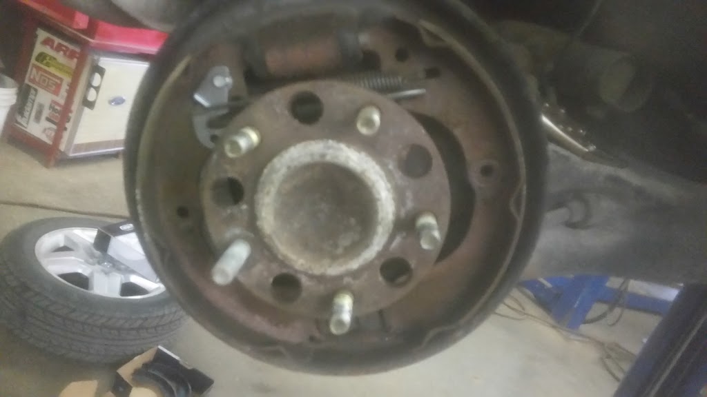 Trotters Auto Service | 231 Gage Ave N, Hamilton, ON L8L 8A9, Canada | Phone: (905) 312-1229