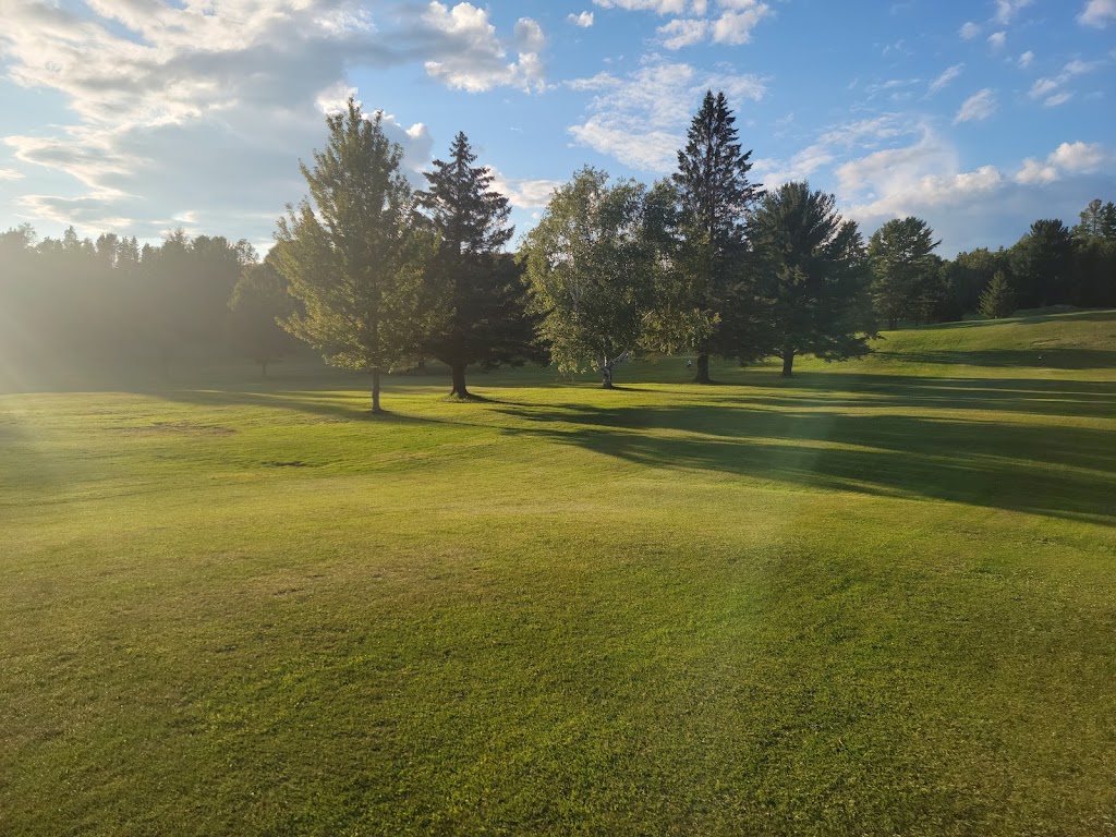 Dunany Country Club | 2053 Dunany Road, Wentworth, QC J8H 0B5, Canada | Phone: (450) 562-4885