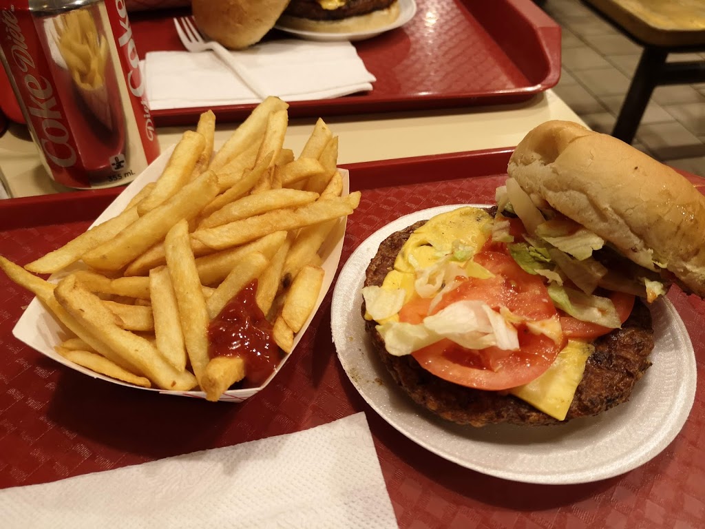 John Anderson Charcoal Broil Hamburgers | 1069 Dundas St W, Mississauga, ON L5C 1C3, Canada | Phone: (905) 276-8752