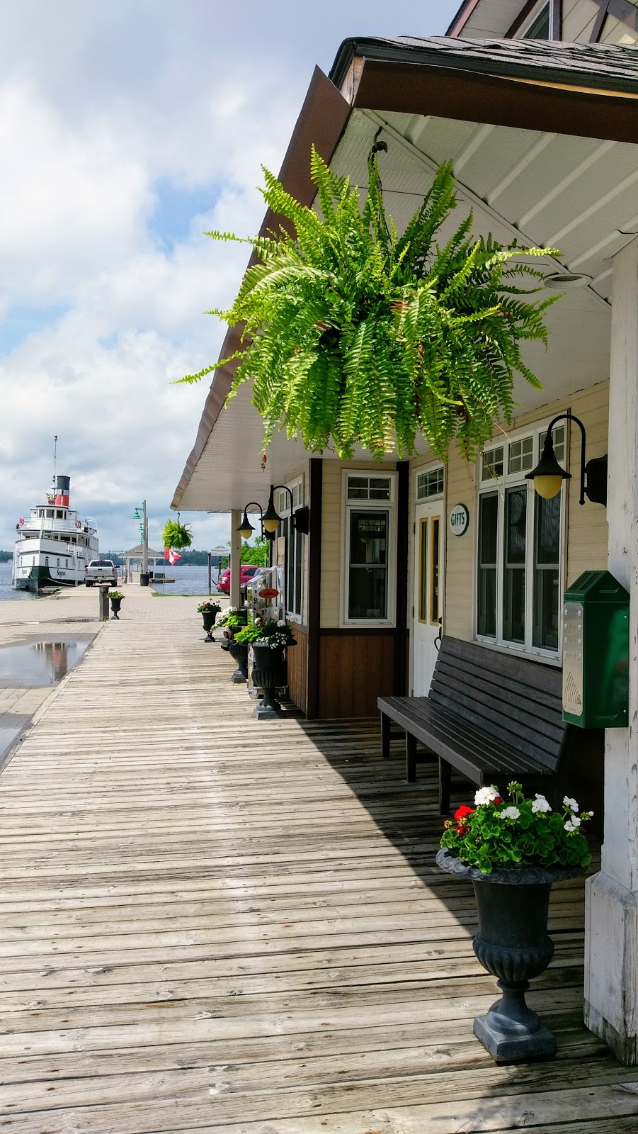 Muskoka Wharf Marine | 840 Muskoka Rd S, Gravenhurst, ON P1P 1K3, Canada | Phone: (705) 687-0006