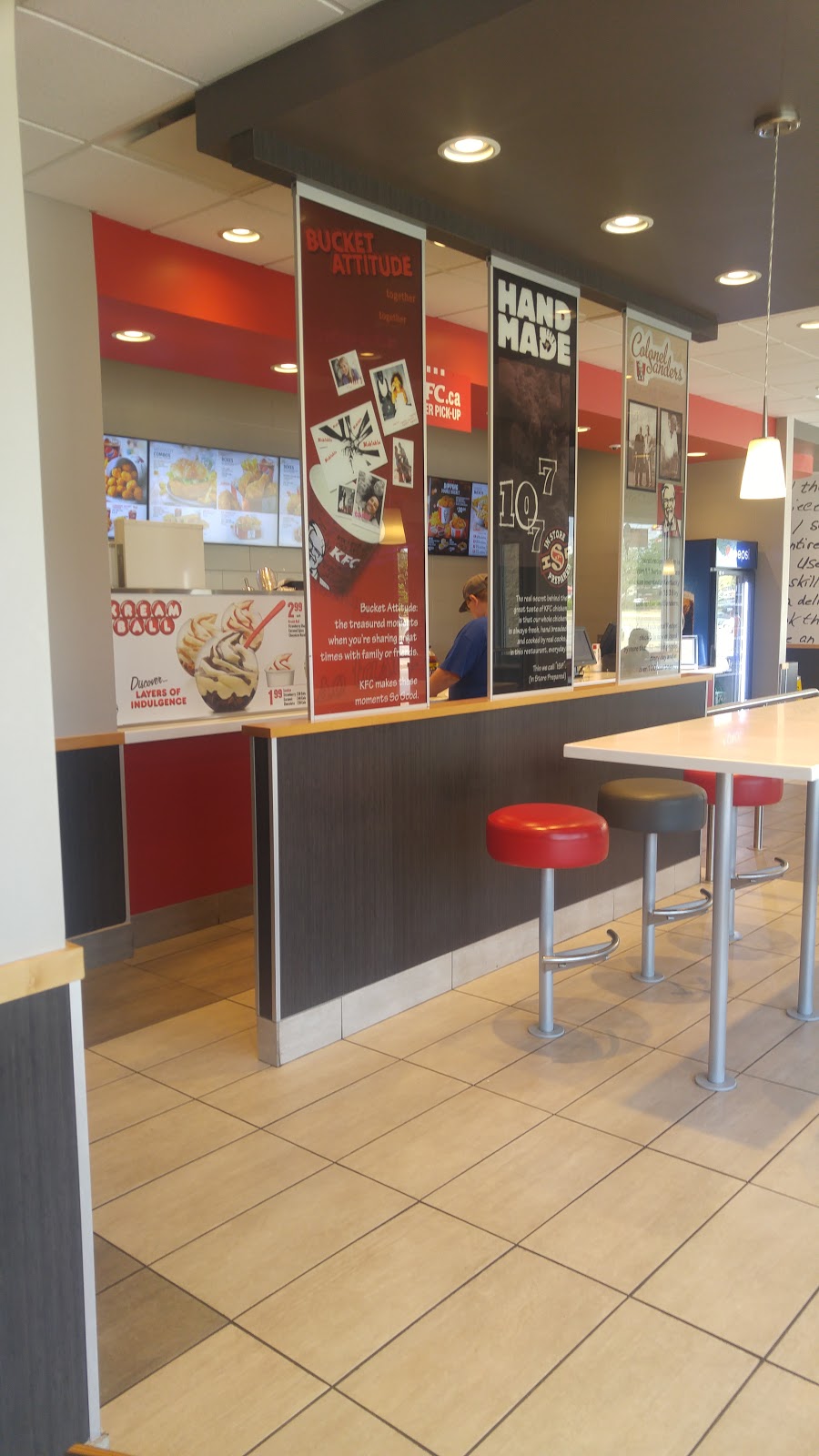 KFC | 310 Garrison Rd, Fort Erie, ON L2A 6G9, Canada | Phone: (289) 434-4720