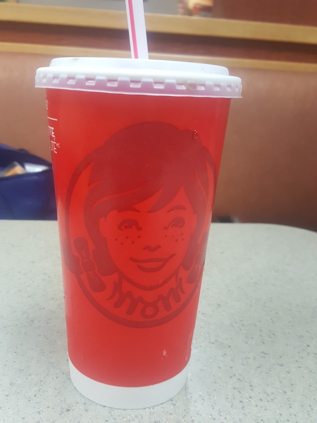 Wendys | 3311 26 St NE, Calgary, AB T1Y 6K9, Canada | Phone: (403) 250-6698