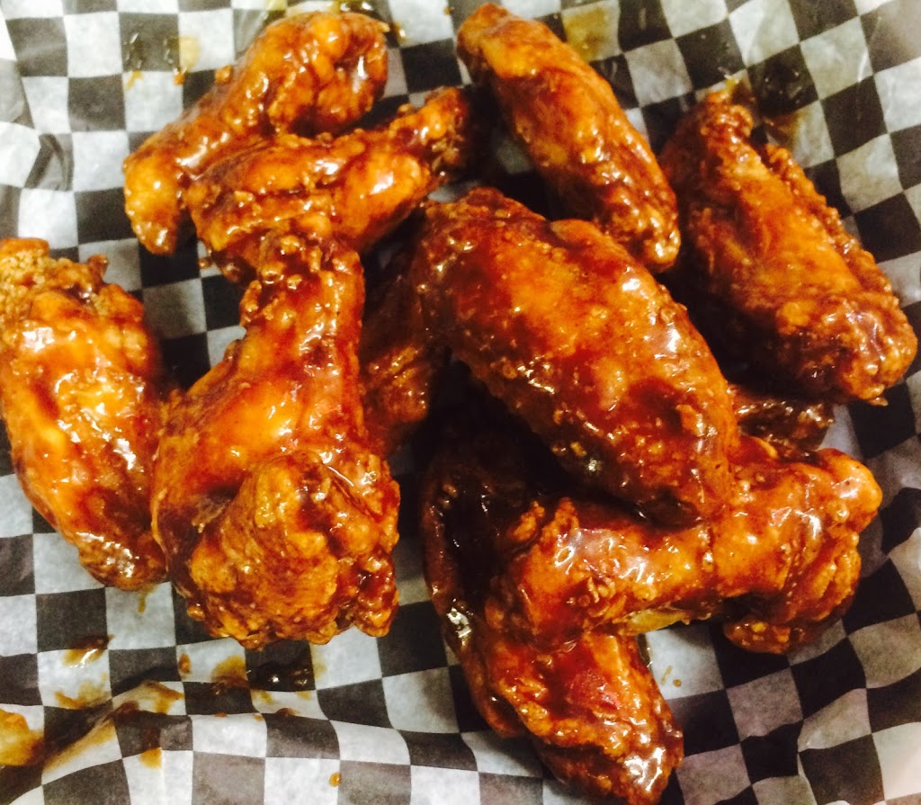 Fry-Days Restaurant & Lounge | 8156 E. PR 415 &, Highway 7, Teulon, MB R0C 3B0, Canada | Phone: (204) 886-3682