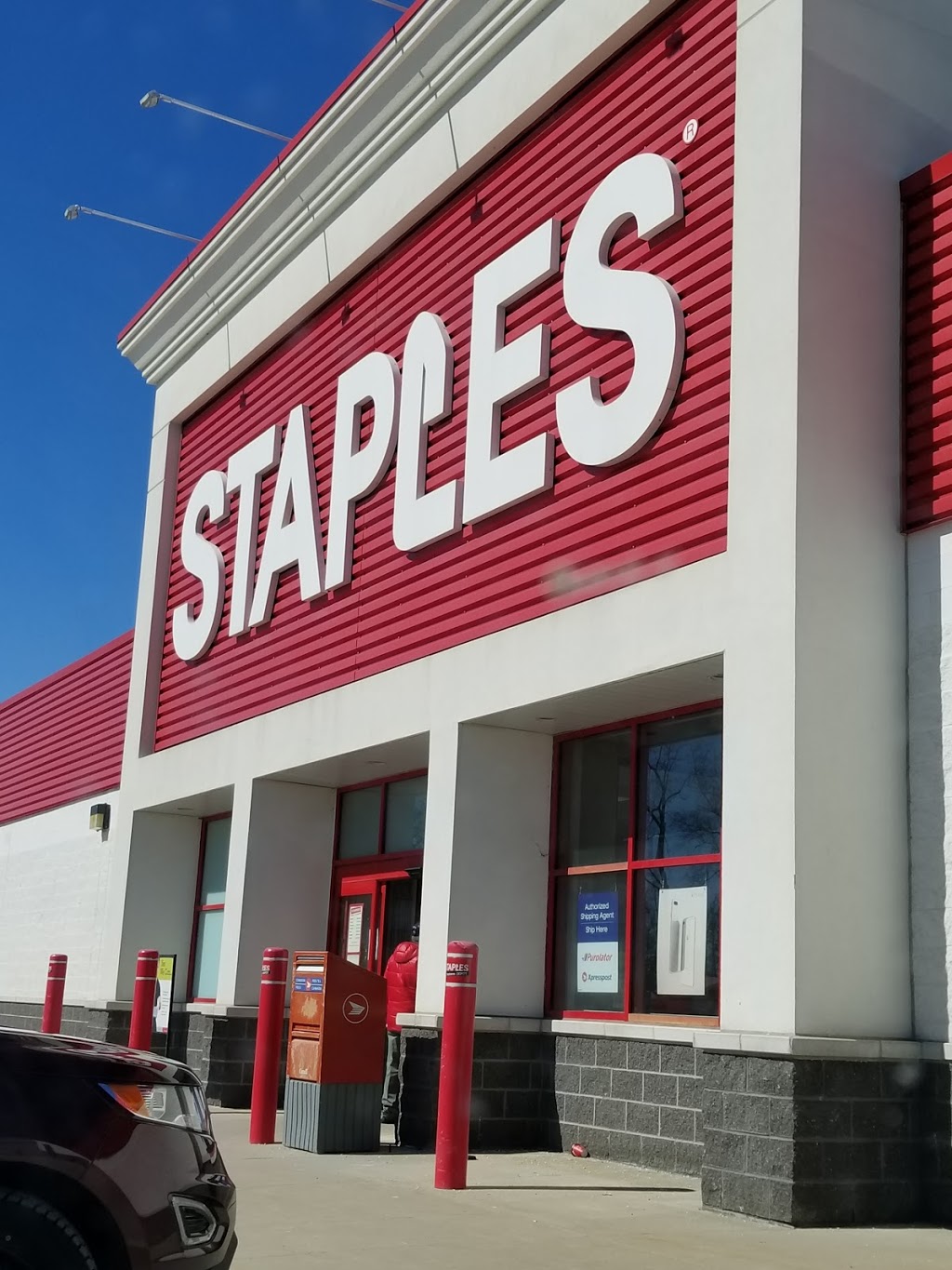 Staples | 17 Queensway West, Simcoe, ON N3Y 2M7, Canada | Phone: (519) 426-4060
