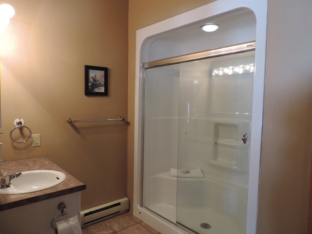 Inverness Falls Resort | Box 38, Rennie, MB R0E 1R0, Canada | Phone: (204) 369-5336