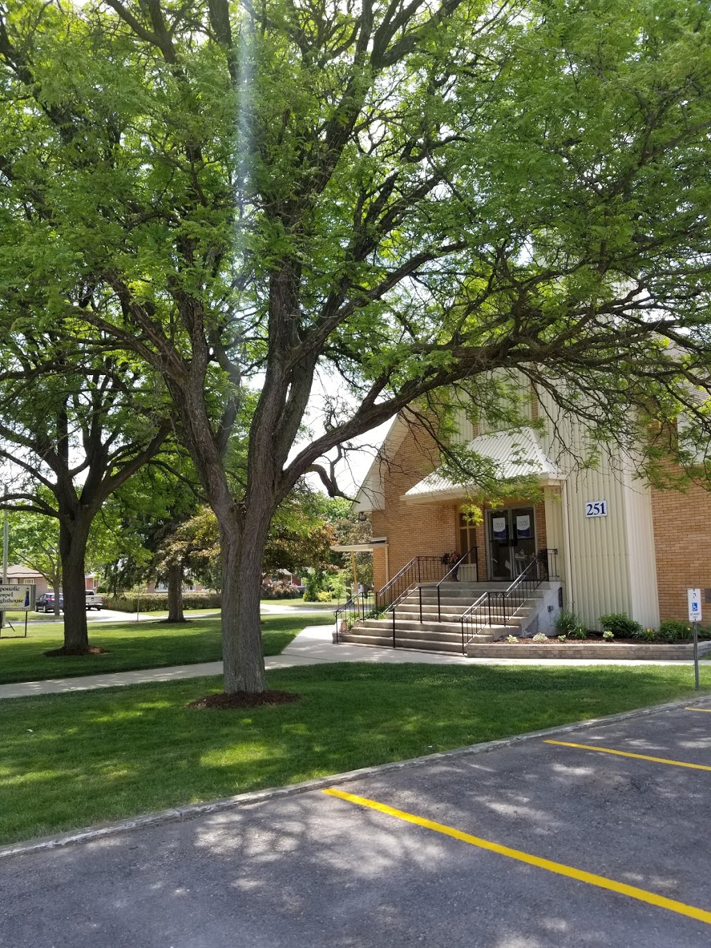 Apostolic Gospel Lighthouse | 251 Merlin Crescent, London, ON N5W 2B1, Canada | Phone: (519) 451-9005