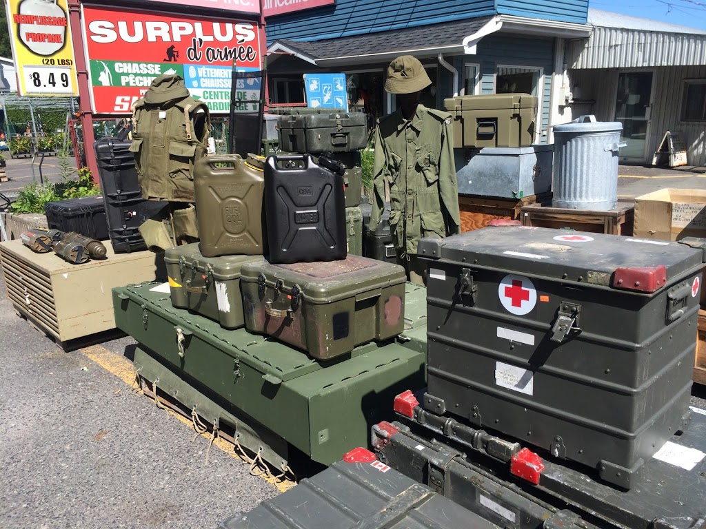 Surplus DArmée, PRO Quincaillerie, J.P. & F. Larochelle Inc. | 3615 Rue Principale, Dunham, QC J0E 1M0, Canada | Phone: (450) 295-2766