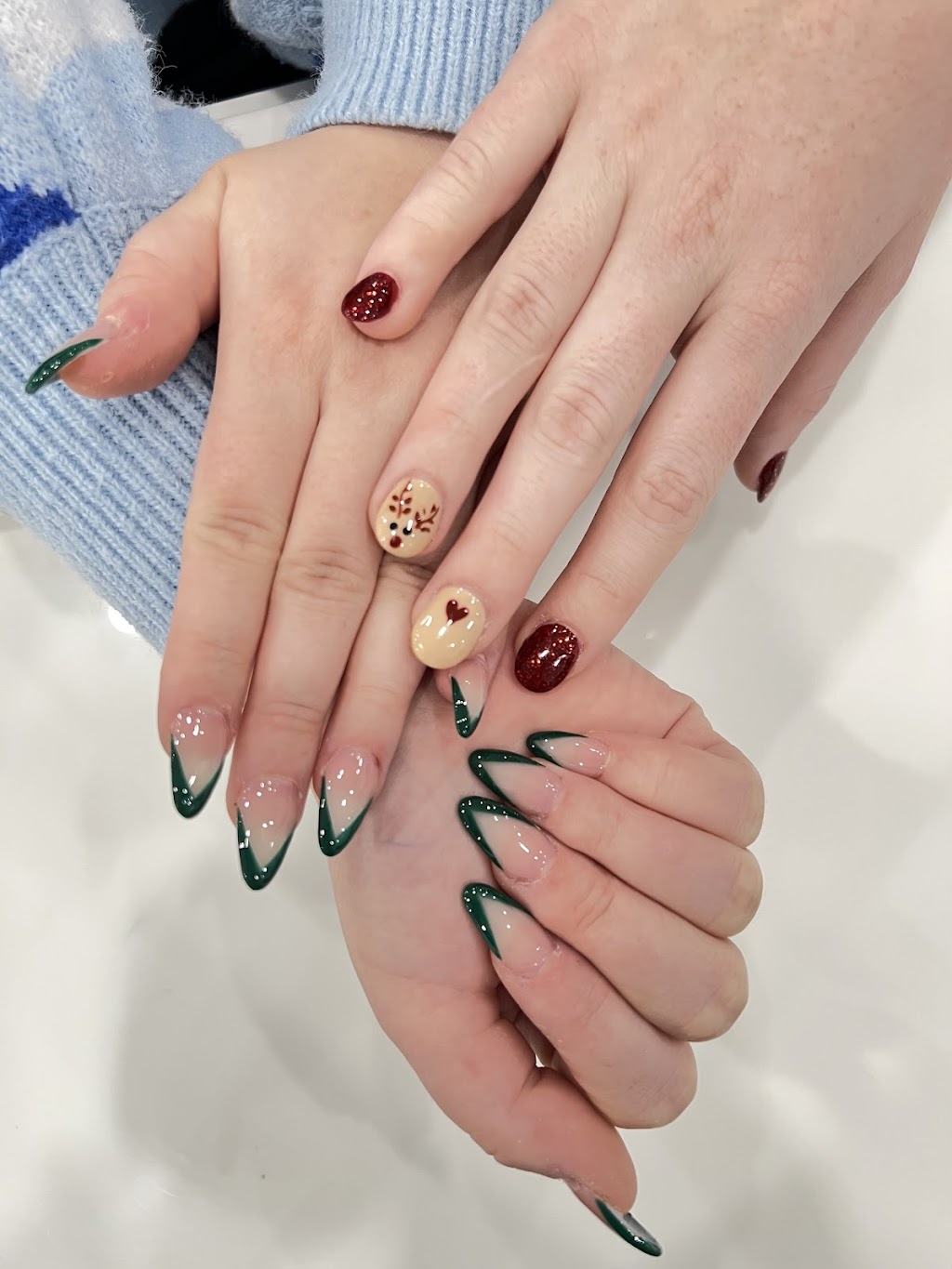 Napanee Nail Salon Inc. | 17 McPherson Dr, Napanee, ON K7R 3L1, Canada | Phone: (613) 354-6000