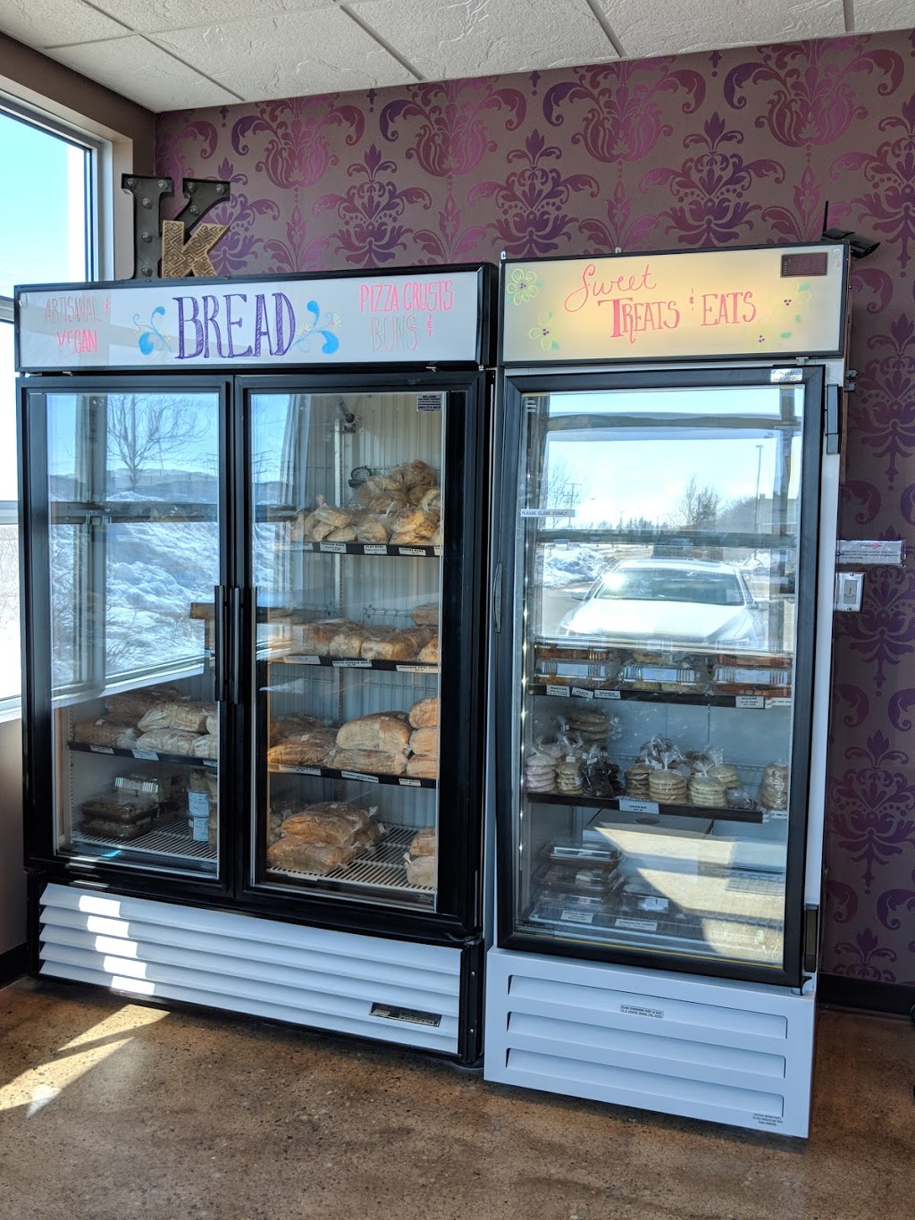Kneaded Bake Shop | bakery | 3725 Pasqua St #100, Regina, SK S4S 6W8, Canada | 3065850593 OR +1 306-585-0593