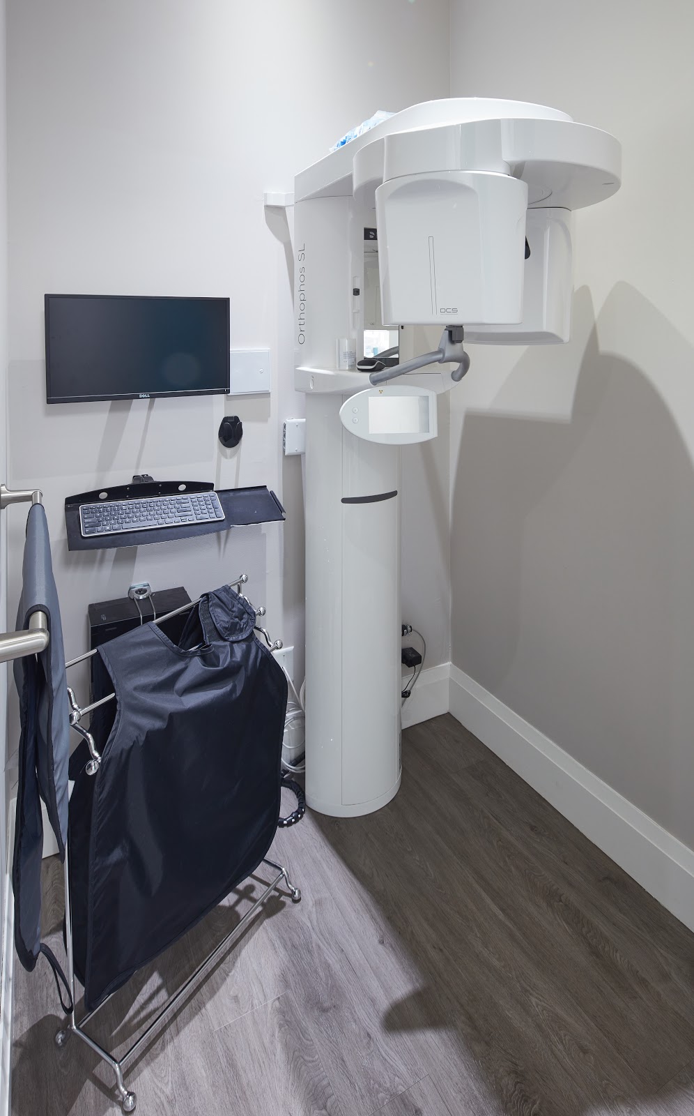 SmileCrafters Dental | 1146 Wilson St W b5, Ancaster, ON L9G 3K9, Canada | Phone: (905) 648-0550