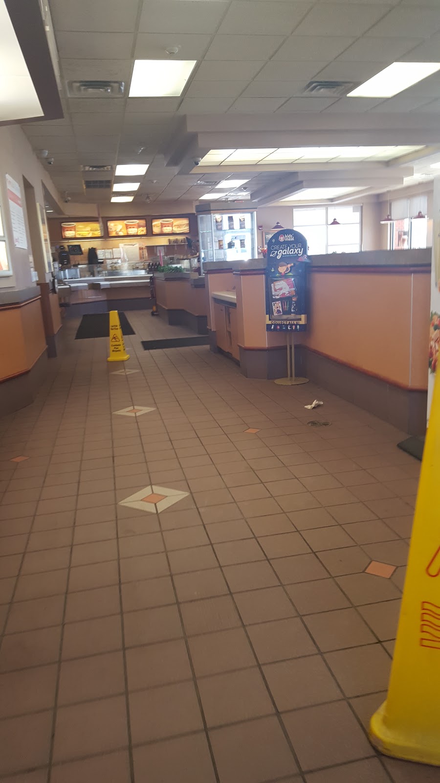 Wendys | 1685 Grand Island Blvd, Grand Island, NY 14072, USA | Phone: (716) 773-6330