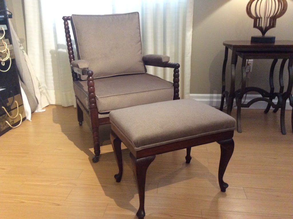 Accent Upholstery | 1679 Westdel Bourne, London, ON N6K 4R1, Canada | Phone: (519) 652-1794