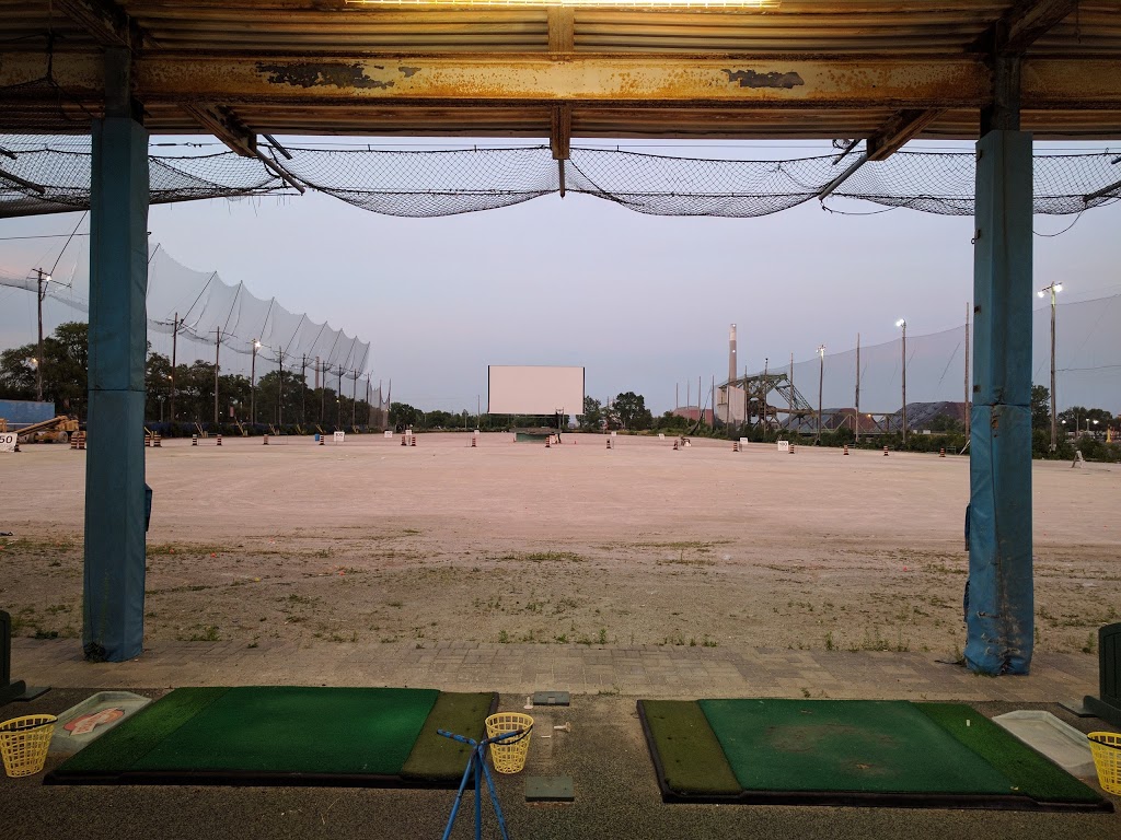 The Docks Driving Range | 176 Cherry St, Toronto, ON M5A 3L2, Canada | Phone: (416) 465-4653