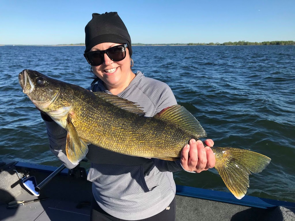 GUIDE DE PÊCHE | chemin du Bord de leau Lac St-Louis & Lac St-François, Sainte-Barbe, QC J0S 1P0, Canada | Phone: (450) 802-0220