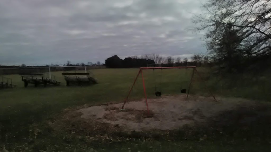 Glen Mickle Park | 1C2, 6 Henry St, Wallaceburg, ON N8A, Canada