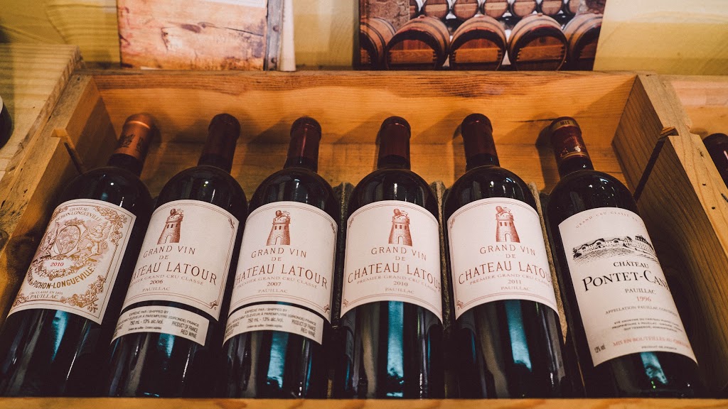 Richmond Hill Wines | 3715 51 St SW #108, Calgary, AB T3E 6V2, Canada | Phone: (403) 686-1980