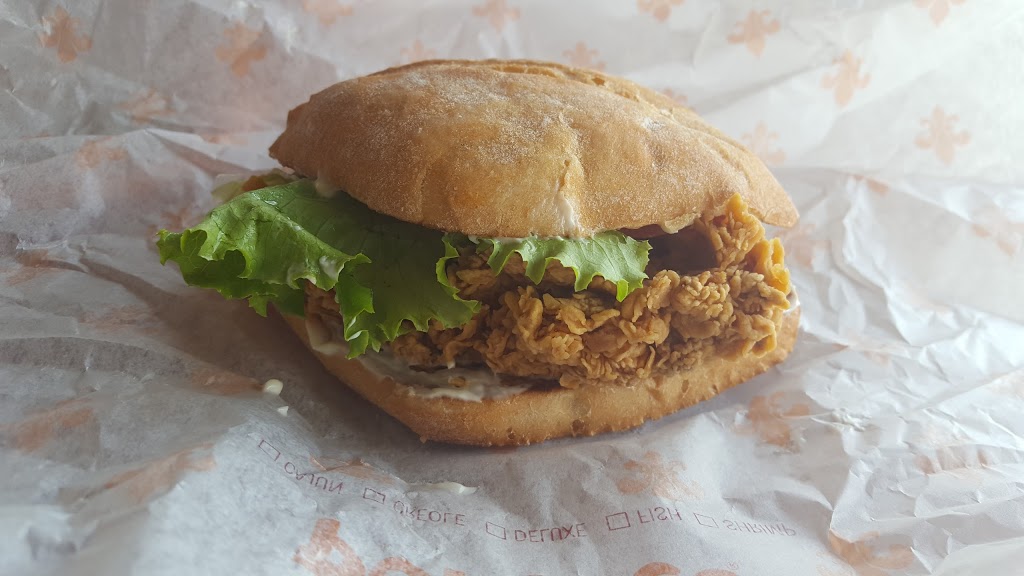 Popeyes Louisiana Kitchen Queenston | 771 Queenston Rd, Hamilton, ON L8G 1A1, Canada | Phone: (905) 594-0293