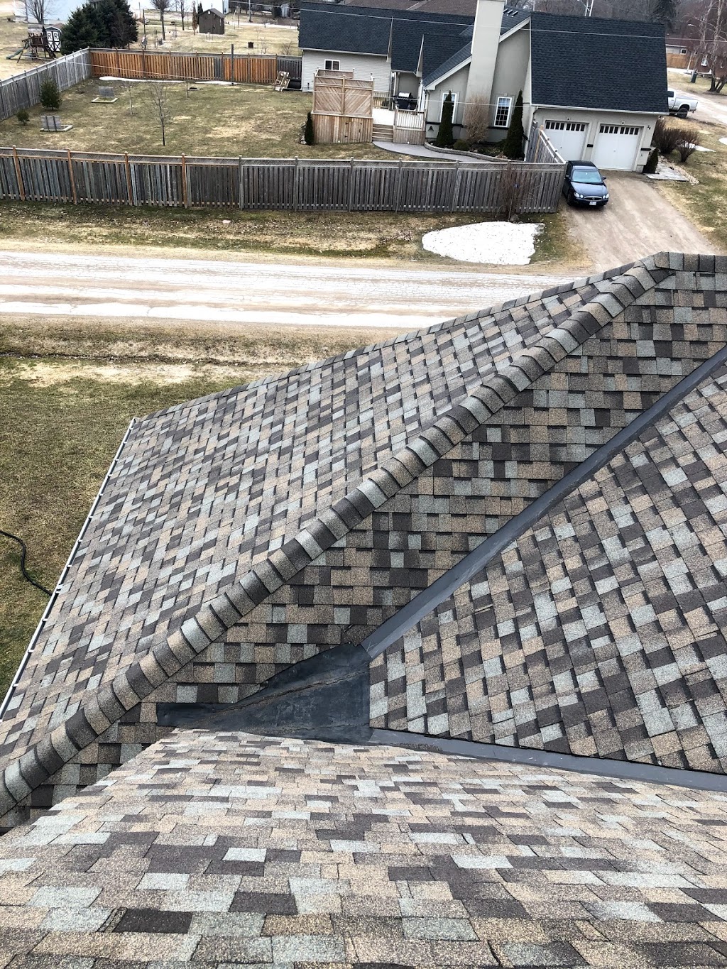 Vida Roofing | 405 Burnett Ave, Cambridge, ON N1T 1G7, Canada | Phone: (519) 239-6699