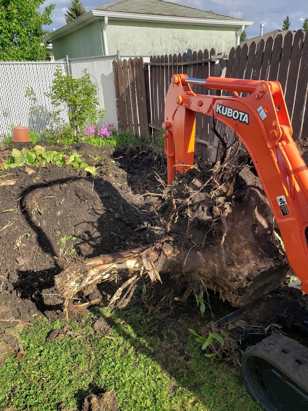 Tys Mini-M.E. Excavating Services | 67 Alexander Dr, Leduc, AB T9E 5G5, Canada | Phone: (780) 264-9894