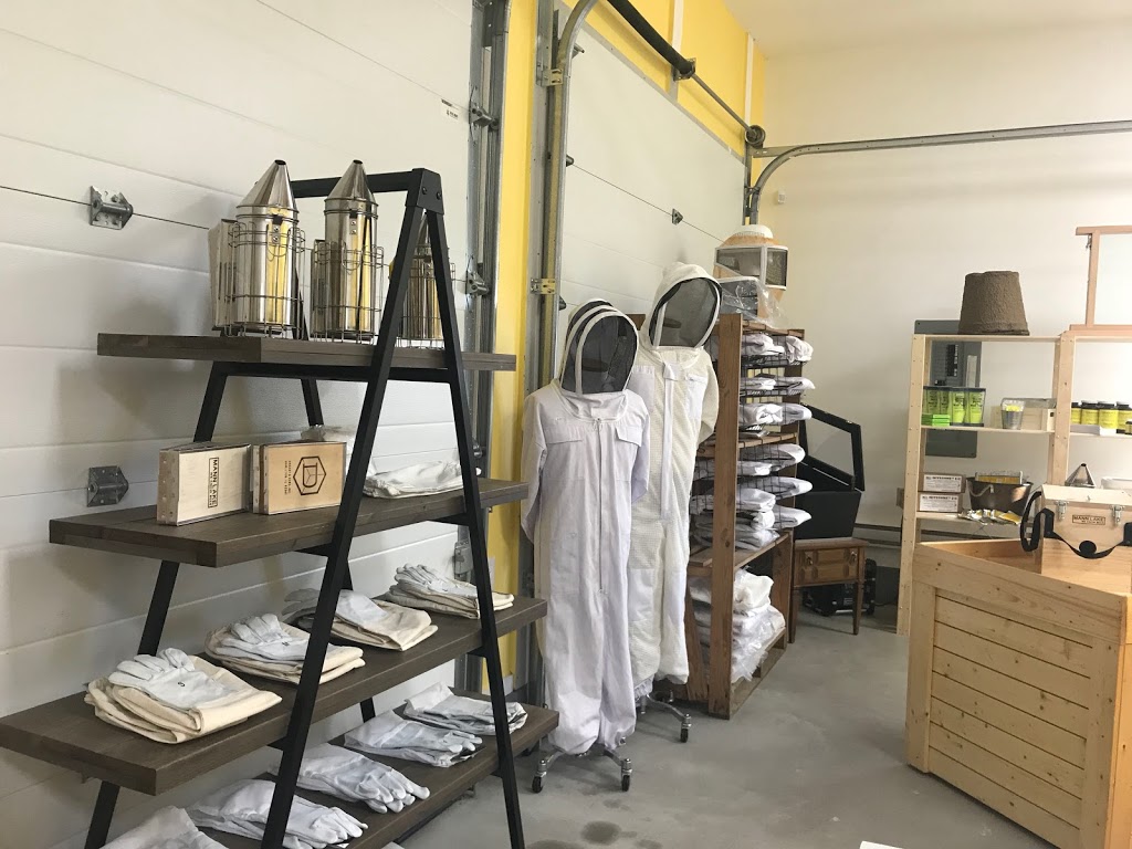 Westcoast Bee Supply | 19950 Old Dewdney Trunk Rd, Pitt Meadows, BC V3Y 2R8, Canada | Phone: (604) 272-1921