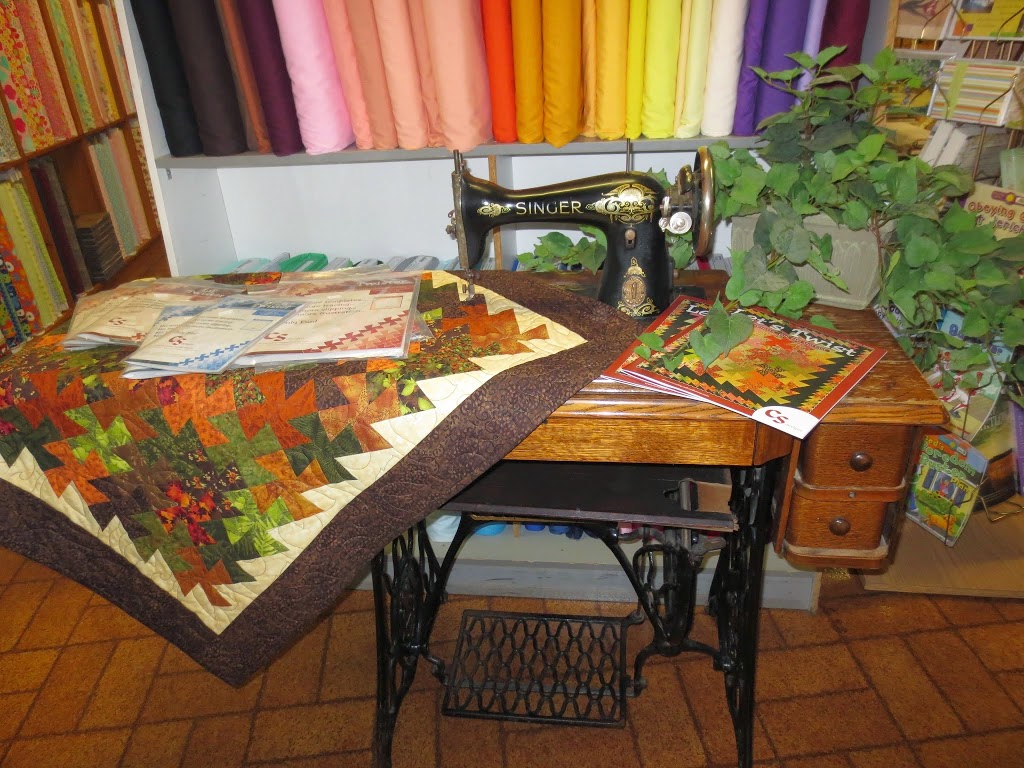 E & Es Cloth & Creations | 4463 Perth County Line 72, Newton, ON N0K 1R0, Canada | Phone: (519) 595-8569