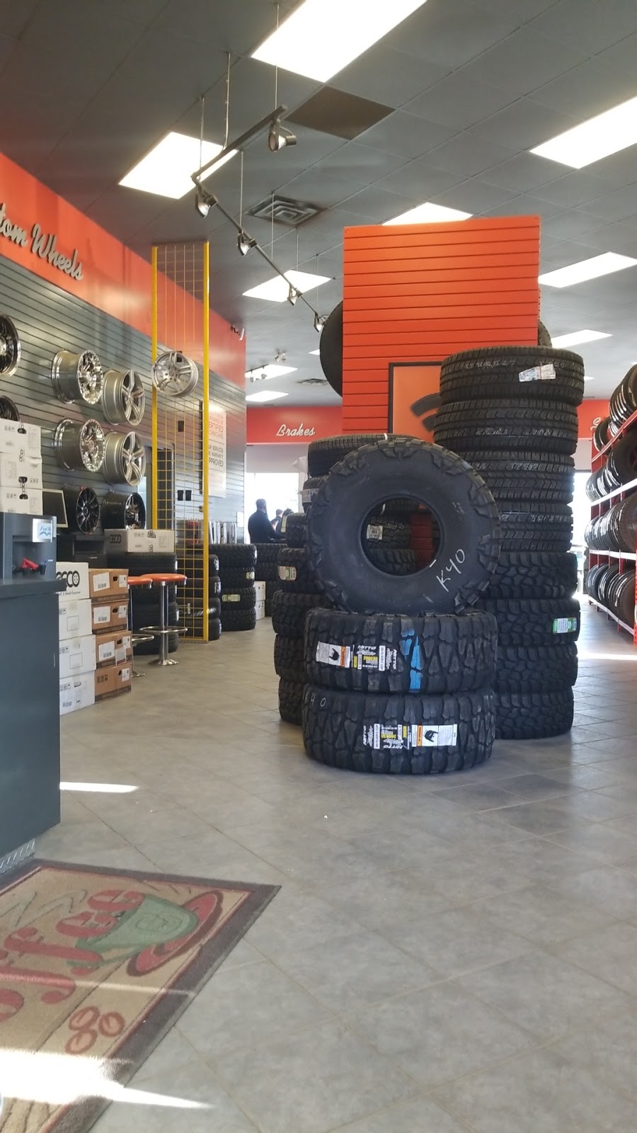 Kal Tire | 1225 Industrial Rd, West Kelowna, BC V1Z 1G4, Canada | Phone: (250) 769-5265