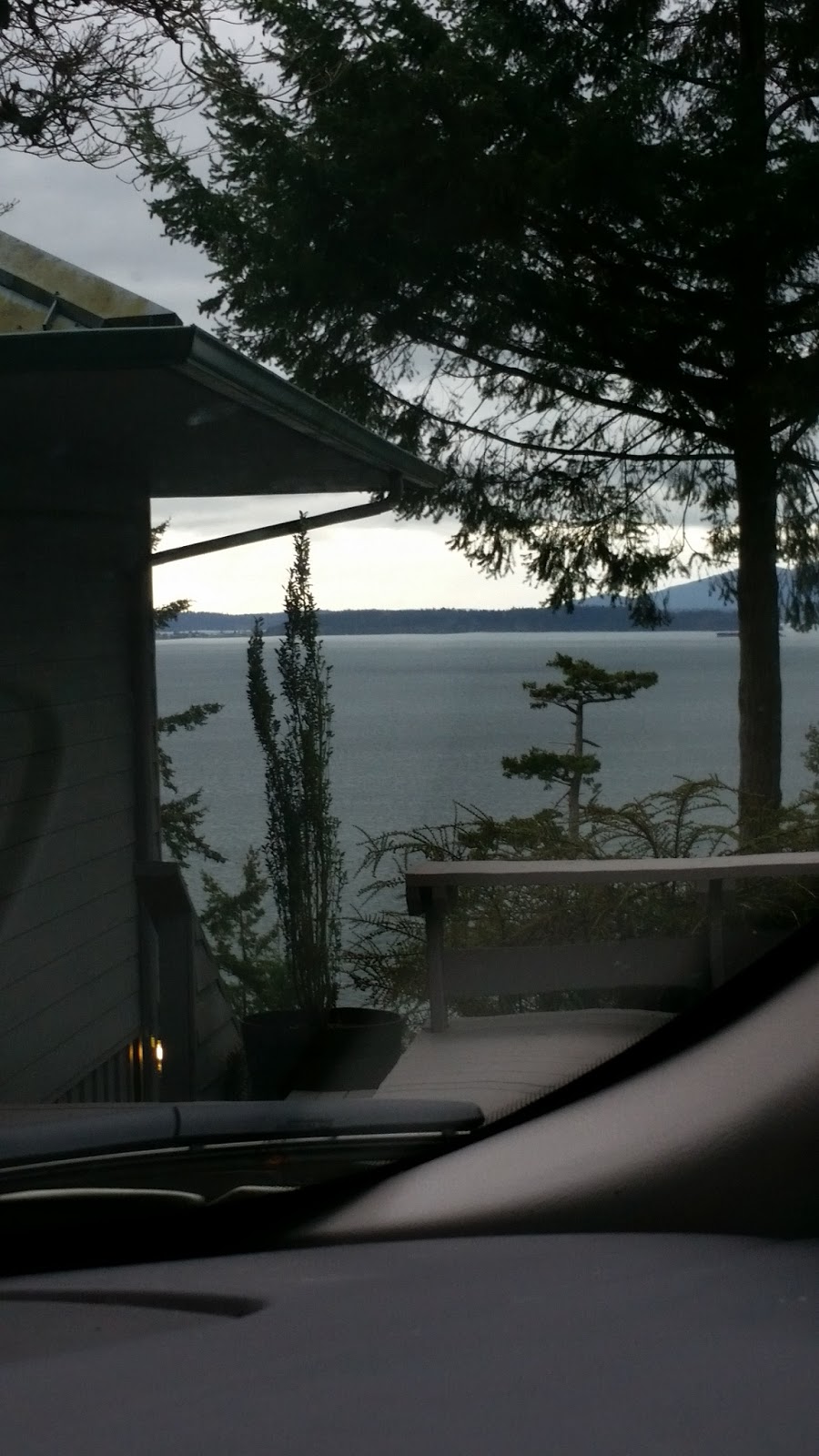 Chuckanut Cabins | 2360 Oyster Creek Ln, Bow, WA 98232, USA | Phone: (360) 755-0888