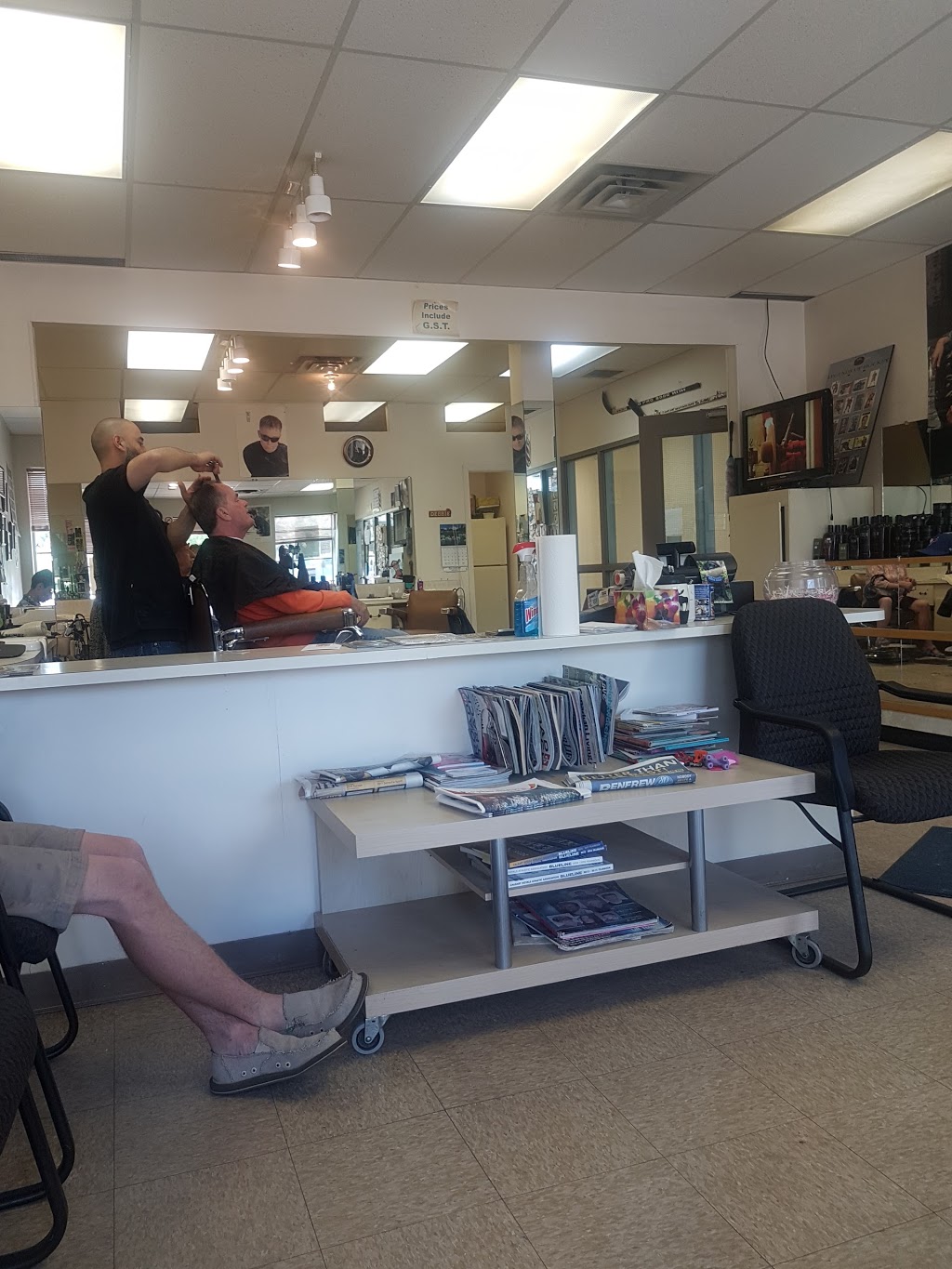 Just Barbs Hair Studio | 9620 Elbow Drive Sw, Calgary, AB T2V 1M2, Canada | Phone: (403) 255-5622