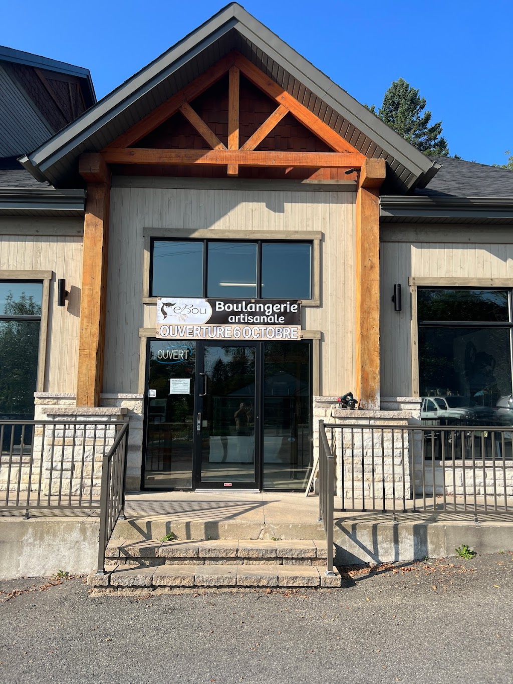 Boulangerie Artisanale eBou | 818 Bd de Sainte-Adèle, Sainte-Adèle, QC J8B 2N2, Canada | Phone: (450) 229-6225