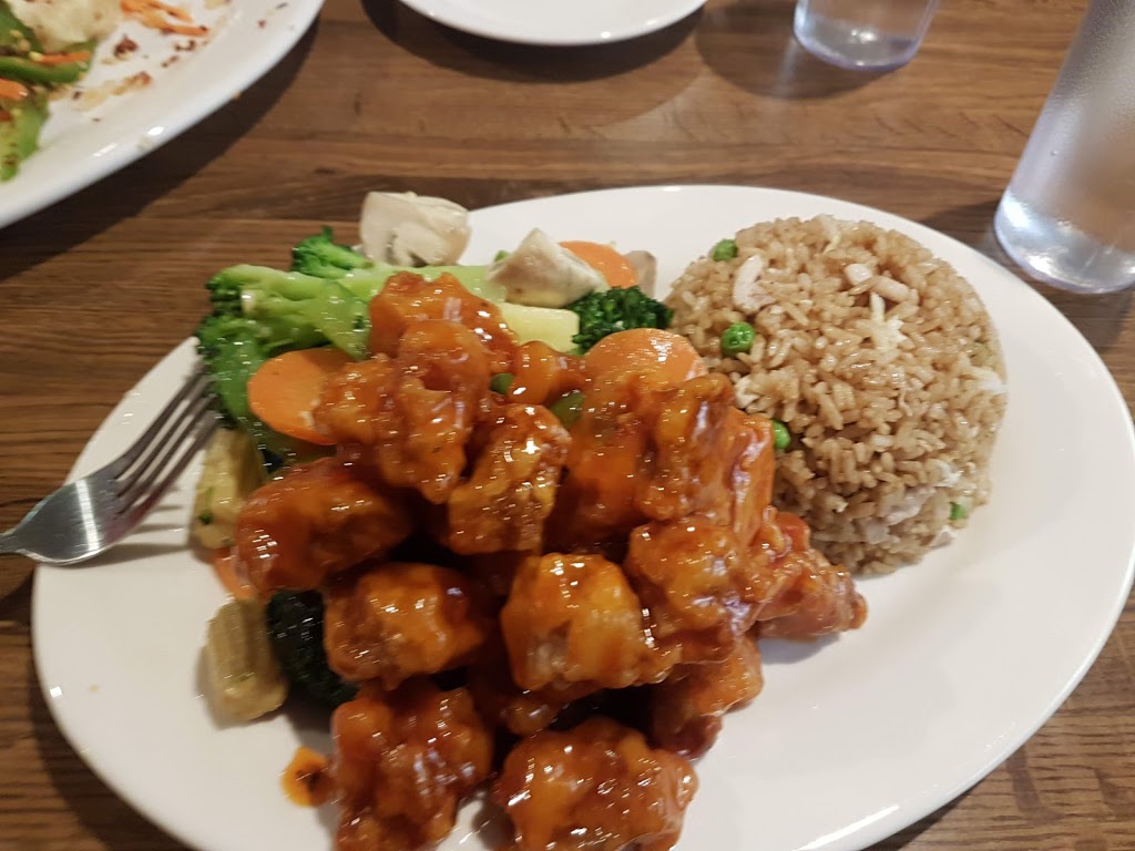 Silver Gate Restaurant | 2388 Crestwood Rd SE, Calgary, AB T2C 1B3, Canada | Phone: (403) 279-5353
