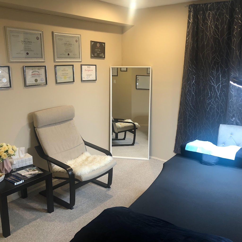 Best Lashes YEG | 1828 Tomlinson Crescent NW, Edmonton, AB T6R 2T4, Canada | Phone: (780) 700-9184
