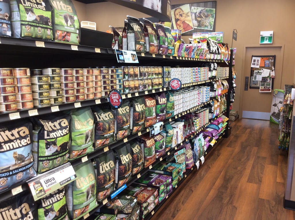 Pet Valu | 3000 Drinkwater Rd #101 - #103, Duncan, BC V9L 6C6, Canada | Phone: (250) 701-0189