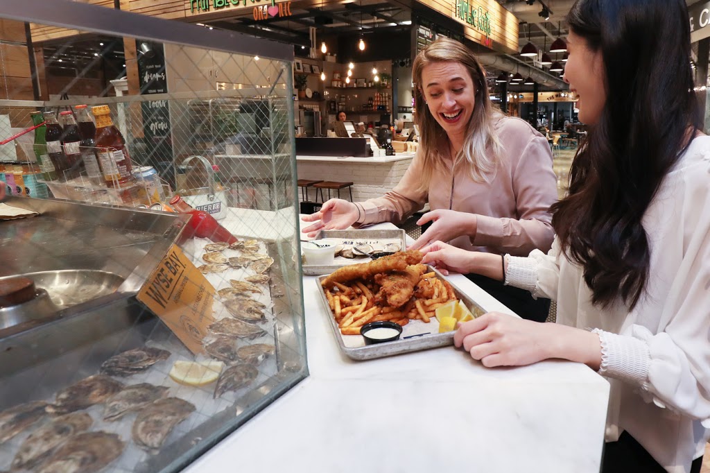 Pier 87 Seafood Grill UCM | 17600 Yonge St, Newmarket, ON L3Y 4Z1, Canada | Phone: (905) 856-3474