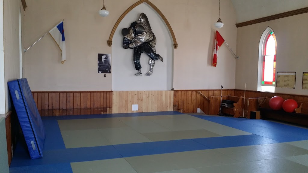Crown Hill Martial Arts | 605 Penetanguishene Rd, Barrie, ON L4M 4Y8, Canada | Phone: (705) 305-4636