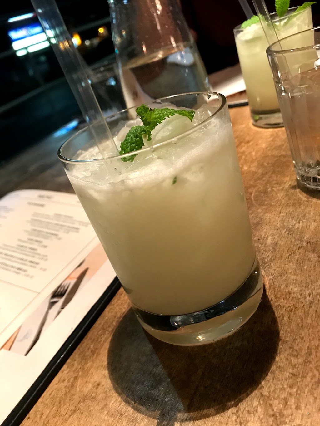 Earls Kitchen + Bar | 1848 Main St #101, Penticton, BC V2A 5H3, Canada | Phone: (250) 493-7455