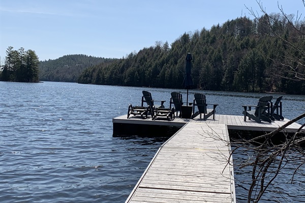 The Lakeside Getaway on McGregor Lake | 7 Chem. du Littoral, Les Collines-de-lOutaouais, QC J8N 0K6, Canada | Phone: (613) 223-5857