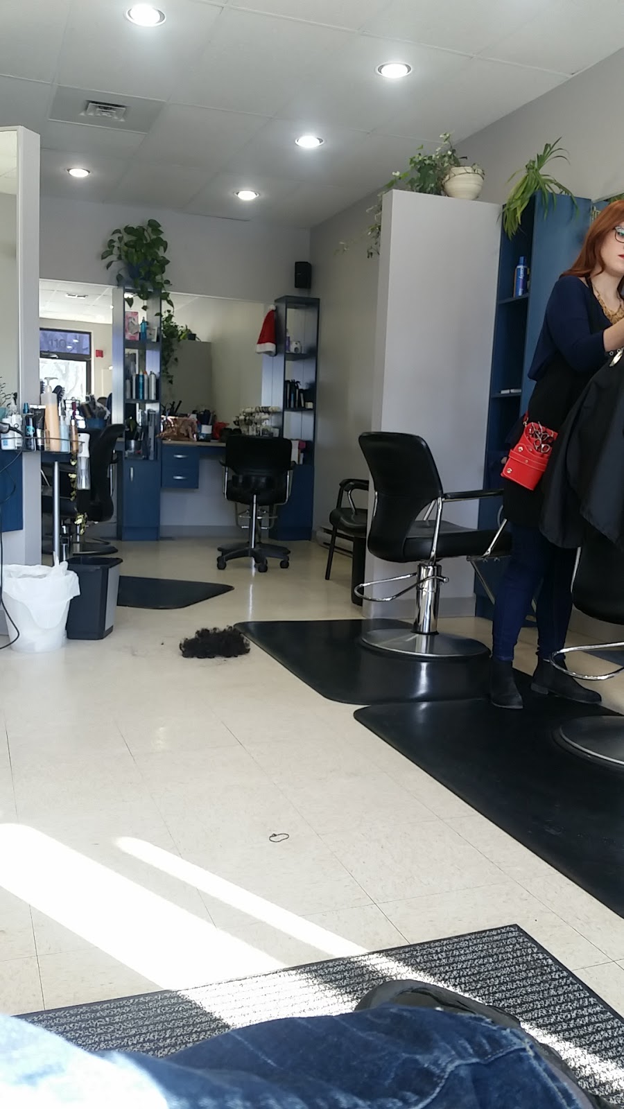 Salon De Coiffure Bel Ami Inc | 2050 Rte Marie-Victorin, Varennes, QC J3X 1R3, Canada | Phone: (450) 929-3737